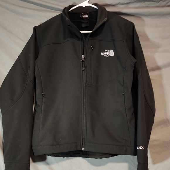 The North Face Jackets & Blazers - The North Face Women's Black Performance Jacket
